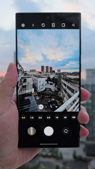 अब आपका फोन बनेगा DSLR Camera 📸🔥 #DSLRApp #MobilePhotography
.
.
.
.
.
बस इस app को इंस्टॉल करो और पाओ DSLR जैसी depth, clarity और focus – सब कुछ एक ही app में, ट्राय करके देखो!

dslr camera app, smartphone photography, mobile dslr trick, camera app for android, best dslr app, blur background app, pro camera app